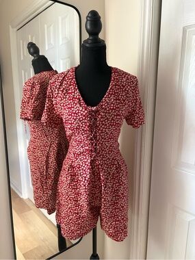 Red Floral Lace-Up Short Romper